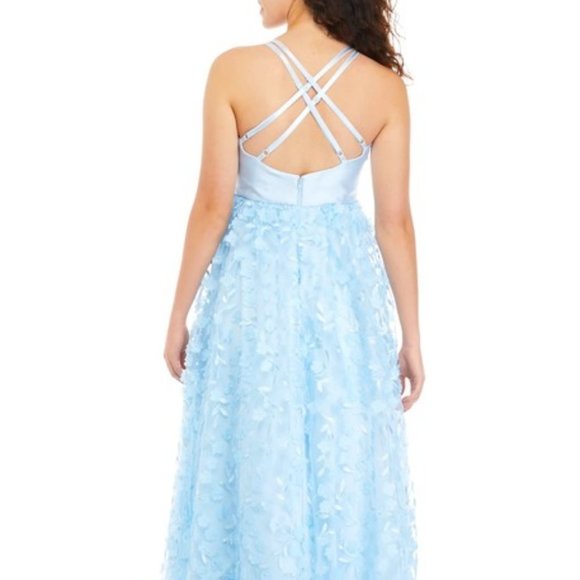 Ice Blue Juniors' 3d-floral Applique Gown - Picture 3 of 6